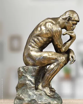Скульптура \"Мыслитель\" Огюста Родена