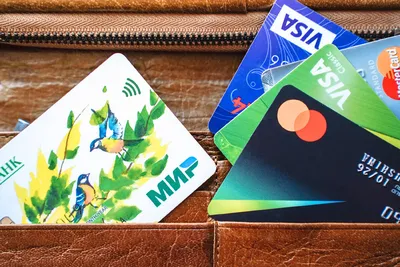 Razer выпустила свою банковскую карту с подсветкой логотипа при оплате