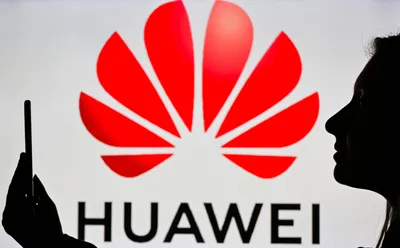 Huawei Phone Shows China Is Replacing US Suppliers of 5G Tech - Bloomberg