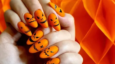 Маникюра на Хэллоуин 2020: рисунки на короткие ногти