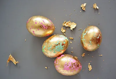 Пасхальные яйца с золотым декором. Кулинарный блог