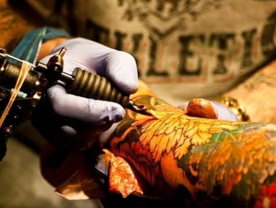 Татуировки Доцента — фантазия гримёров или существующие воровские наколки?  | Пикабу