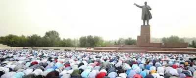 Намаз в новой мечети и заклание барашков: фото празднования Курбан-байрам в  Казани