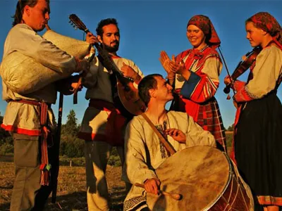 Русская народная музыка — Википедия