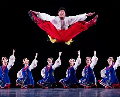 Украинские народные танцы: наследие предков и символ самобытности народа |  TS Handmade - Blog