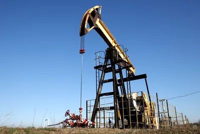 Добыча нефти в 2022 году вернется на допандемийный уровень - Ведомости