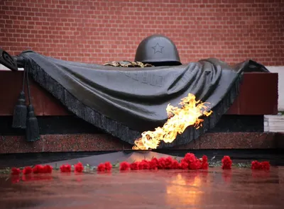 неизвестный солдат могил в национальном военном мемориале Редакционное  Стоковое Изображение - изображение насчитывающей мемориально, гранит:  228305604