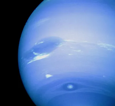 ESA - New Webb image captures clearest view of Neptune's rings in decades