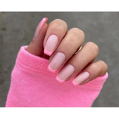 Короткі овальні нігті (рожеві з квітами)- купити в Києві | Tufishop.com.ua