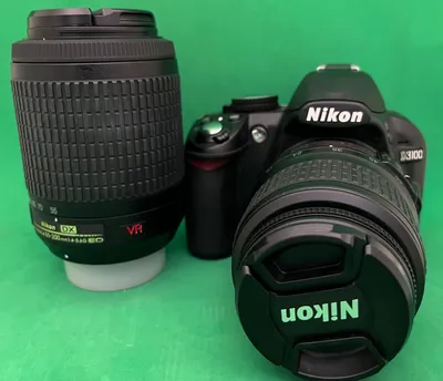 Review - Nikon D3100 camera - Rock and Roll Pussycat