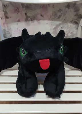 Купить Подвижная фигурка Беззубик Ночная фурия Dragons - цена, описание,  отзывы.