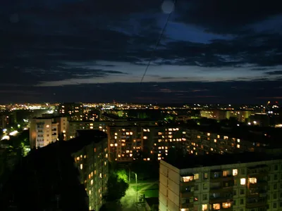Фотка ночного города на котором …» — создано в Шедевруме