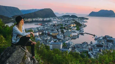 Всё о стране Норвегия, язык, валюта, население, транспорт, религия,  достопримечательности