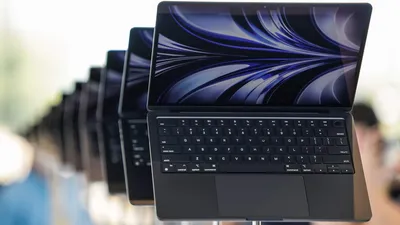 Бит продаж: в розничных сетях появятся новейшие ноутбуки Apple | Статьи |  Известия