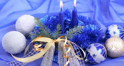 Картинки новогодняя елка, праздник, красиво,  шары,блеск,ветки,иголки,гирлянда,огоньки - обои 1600x900, картинка №12997