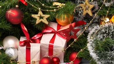 Елочные гирлянды и шар - Обои Новый Год и Рождество 2017 на рабочий стол hd  - Обои для рабочего стола - Своя - широкоформатные обои и картинки