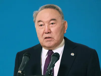 Нурсултан Назарбаев выпустил обращение к казахстанцам