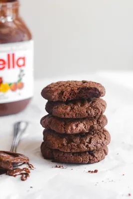 Easy Nutella Cookies (Addictive and ready in 15 minutes!) | 5 Ingredients -  Hungry Paprikas