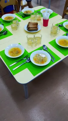 Обед в детском саду