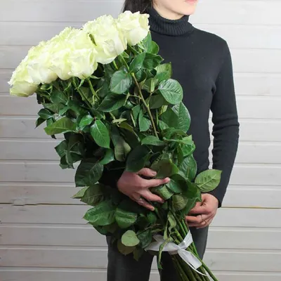Огромный букет белых роз» — создано в Шедевруме