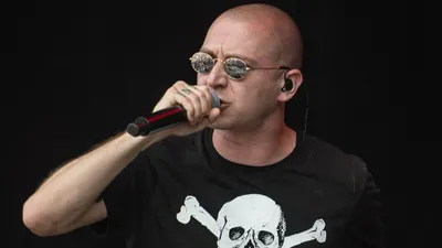 Oxxxymiron подписал на свой лейбл еще одного артиста. Угадали кого? | RAP.RU