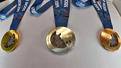 https://olympics.com/ru/news/parizh-2024-predstavleny-medali-olimpiiskih-i-paralimpiiskih-igr-2024-goda