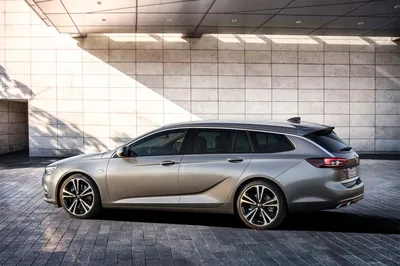 Opel Insignia Sports Tourer Makes us Want a Buick Regal Wagon. Badly.