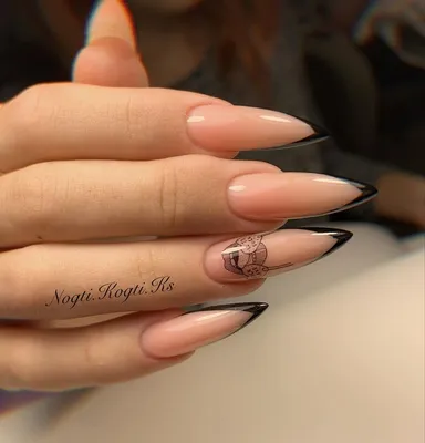 Маникюр, Ногти - Какие? Красивый маникюр на острые ногти... | Facebook