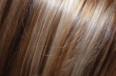 Как осветлить волосы в домашних условиях: обзор 2 средств