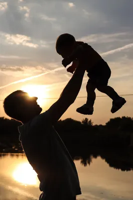 Папа с сыном | Instagram photo, Human silhouette, Photo and video