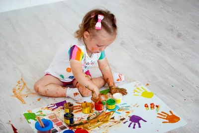 Играем вместе: пальчиковые краски. Детское творчество. - YouTube