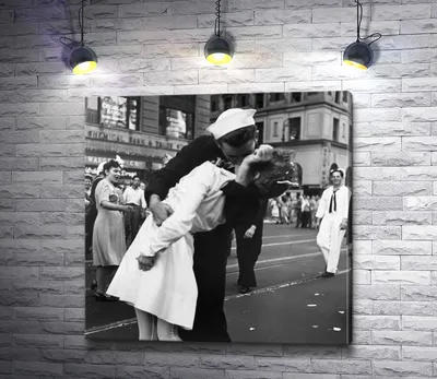 Картина \"\"Поцелуй\". Черно-белое фото влюбленной пары\" | Интернет-магазин  картин \"АртФактор\"