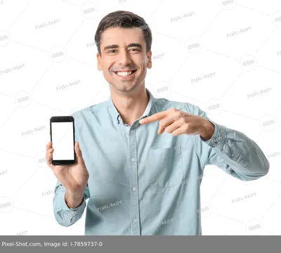 Парень держит телефон в руках и пунктах на нее пальцем. Человек играет на  его телефон и смотрит на видео в социальные сети Стоковое Фото -  изображение насчитывающей стекла, сообщение: 209375846