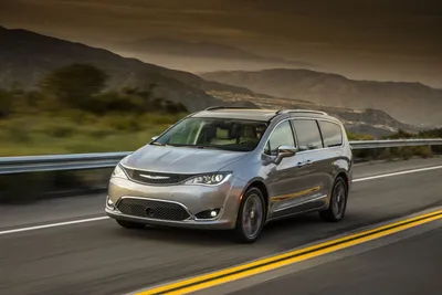 2024 Chrysler Pacifica Plug-in Hybrid Prices, Reviews, and Pictures |  Edmunds