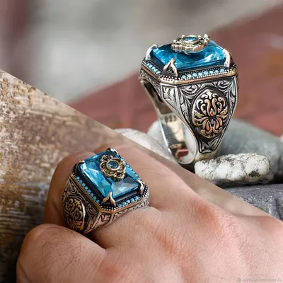 Женский золотой перстень Ringo ZK-10021-Y c бриллиантами, изумрудом —  купить в AllTime.ru — фото