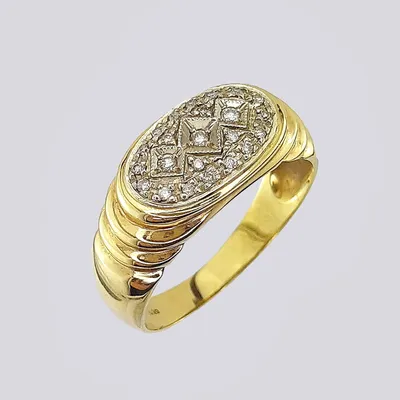 Массивный золотой перстень