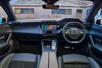 Peugeot 408 (2024) interior