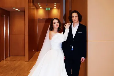 Тихо и скромно: 23-летняя дочь певицы Славы вышла замуж