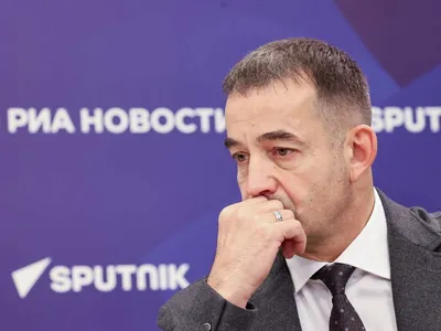 Дмитрий Певцов – смерть сына и матери, травля зрителей, слухи о разводе с  Ольгой Дроздовой | STARHIT