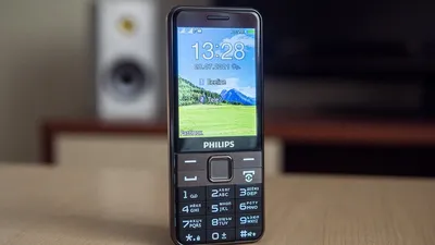 Мобильный телефон Philips Xenium E207 Dual sim Blue: купить по цене 3 390  рублей в интернет магазине МТС