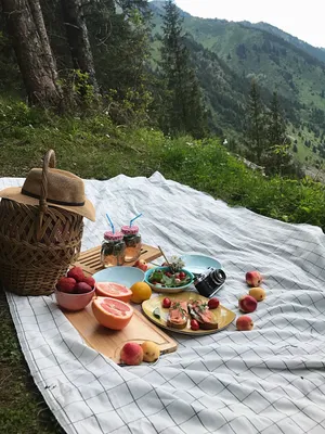 Пикник в горах | Picnic, Summer picnic, Picnic inspiration