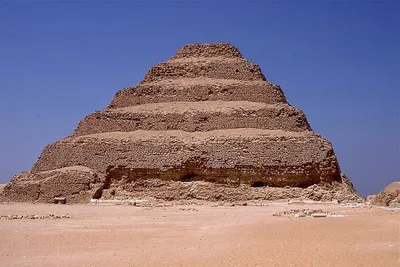 Что построено раньше: пирамида Джосера или пирамида Хуфу? | Папирус бывшего  жреца | Дзен