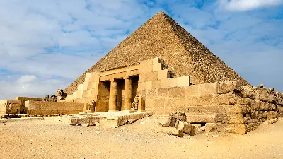 Пирамида Маслоу и Пирамида Ватникоу | Идея взята отсюда. | Nickolas Titkov  | Flickr