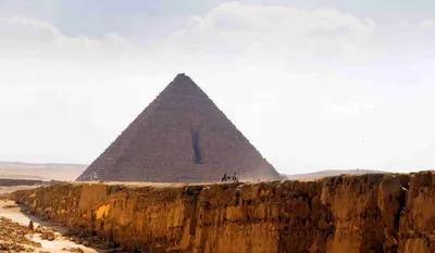 Рабы или рабочие: кто строил египетские пирамиды | Давай поговорим об  этом... | Дзен