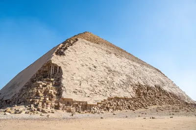 Египетские пирамиды на северном …» — создано в Шедевруме