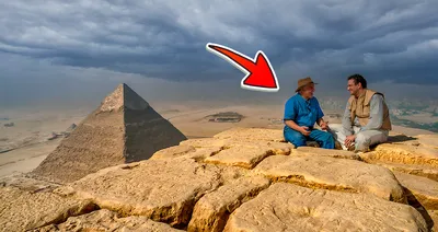 Восхождение на пирамиду Хеопса