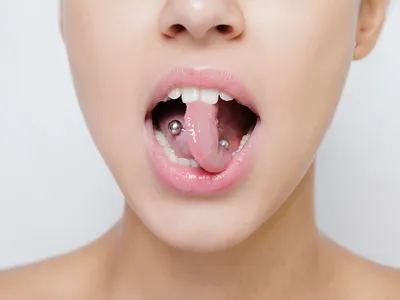 Пирсинг языка - «Пирсинг языка: портятся ли зубы? Больно ли прокалывать? »  | отзывы