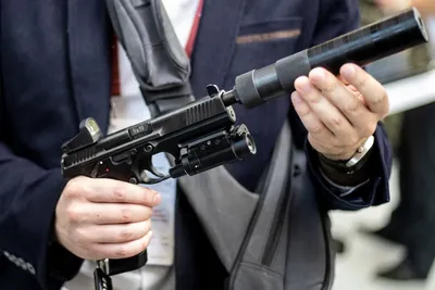 Деревянные пистолеты Беретты / Dual Berettas Пылающая Пасть (Стандофф 2  резинкострел) купить в интернет-магазине VozWooden