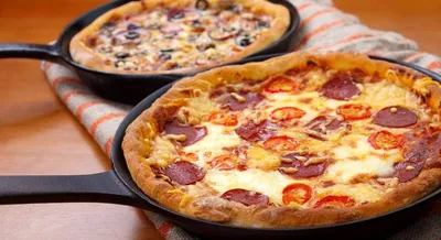 Пицца на молоке и дрожжах - 18 пошаговых фото в рецепте