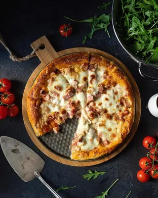 10 рецептов домашней пиццы, которую вы будете готовить снова и снова —  читать на Gastronom.ru